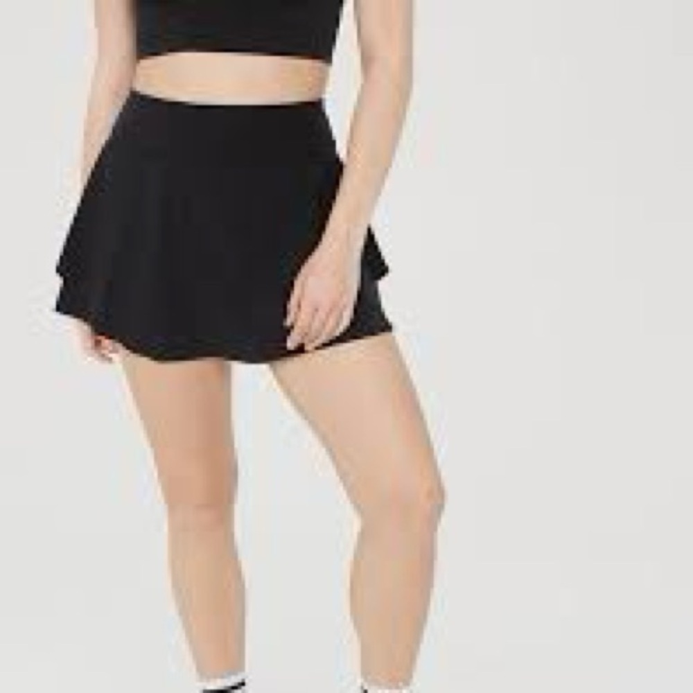 AERIE Tiered Black Skort